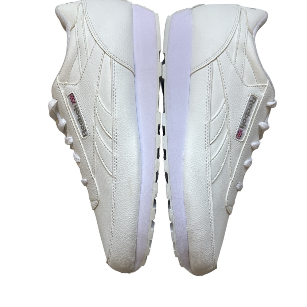 Classic Renaissance Reebok Women's White Leather Platform Sneaker - Picture 7 of 7